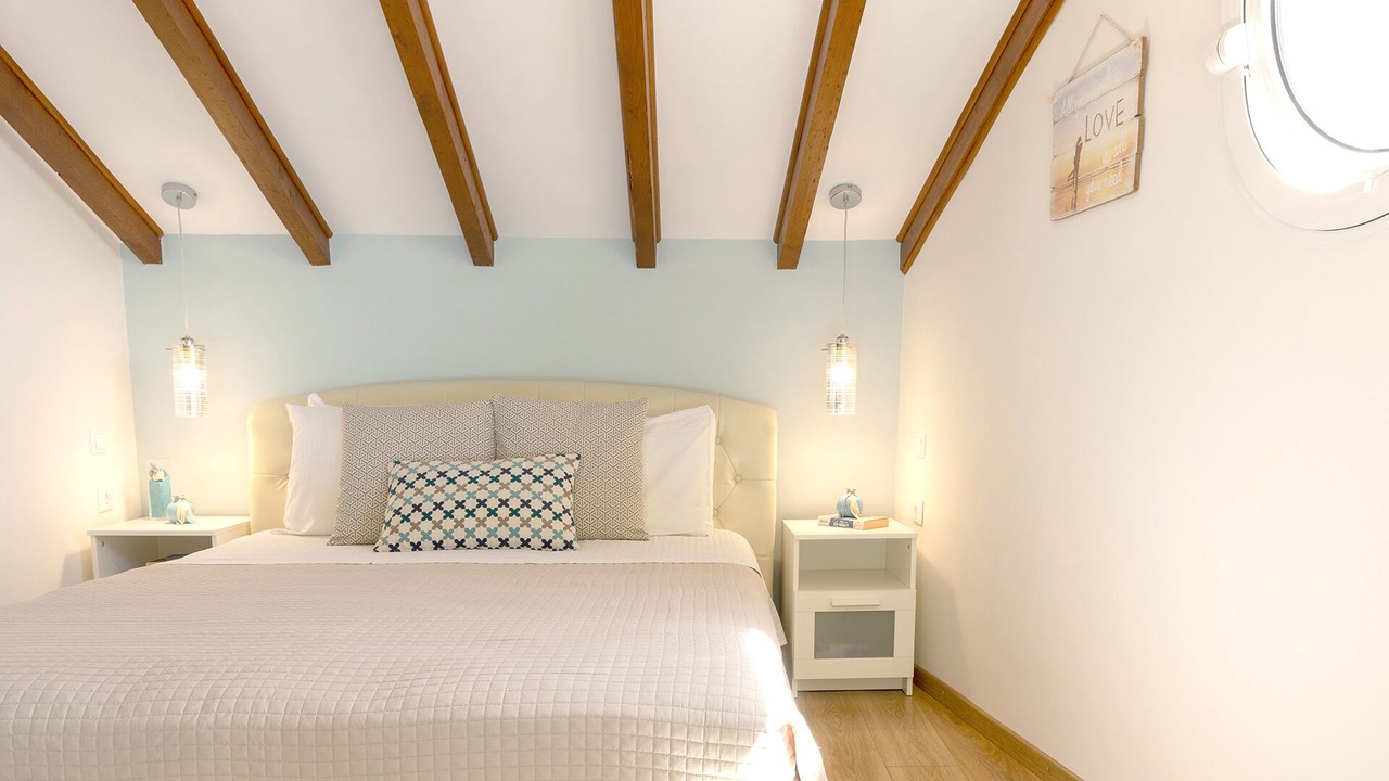 Photo of Bedroom in Parelia