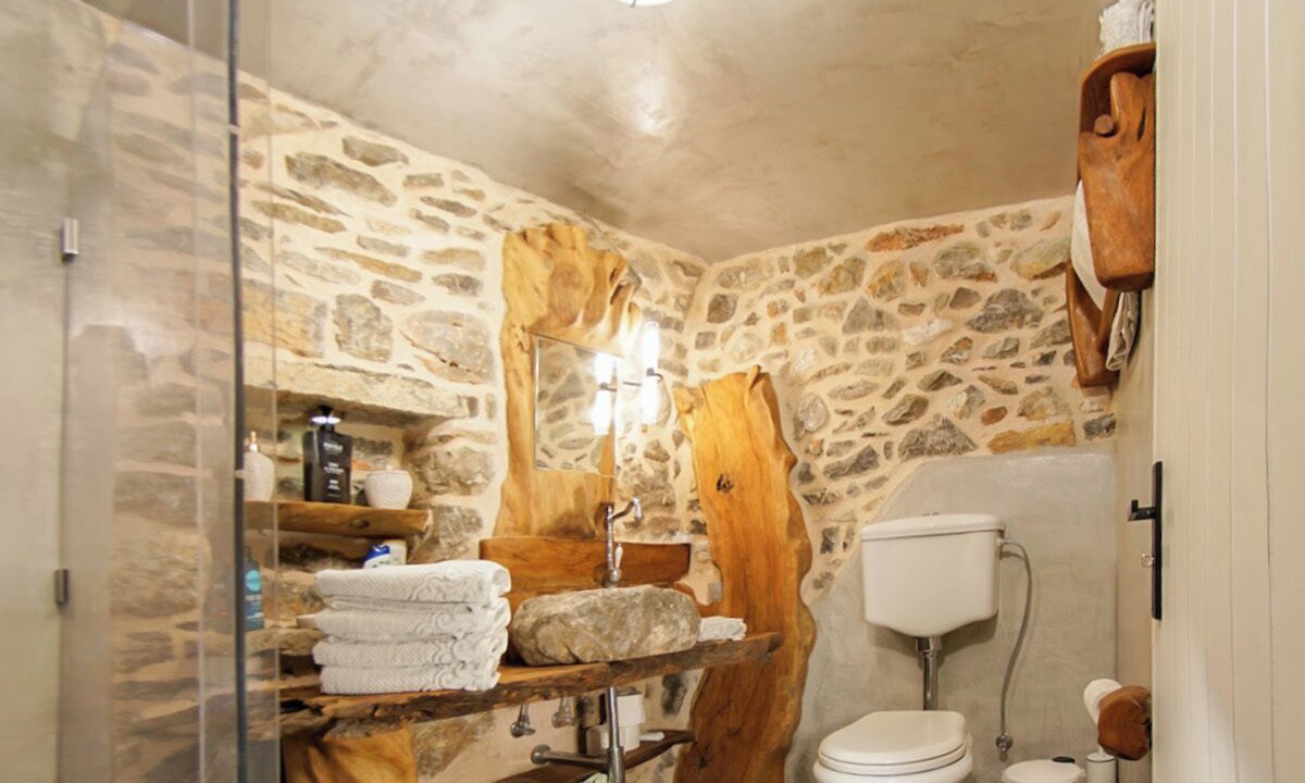 Photo of Bathroom in Chios Town