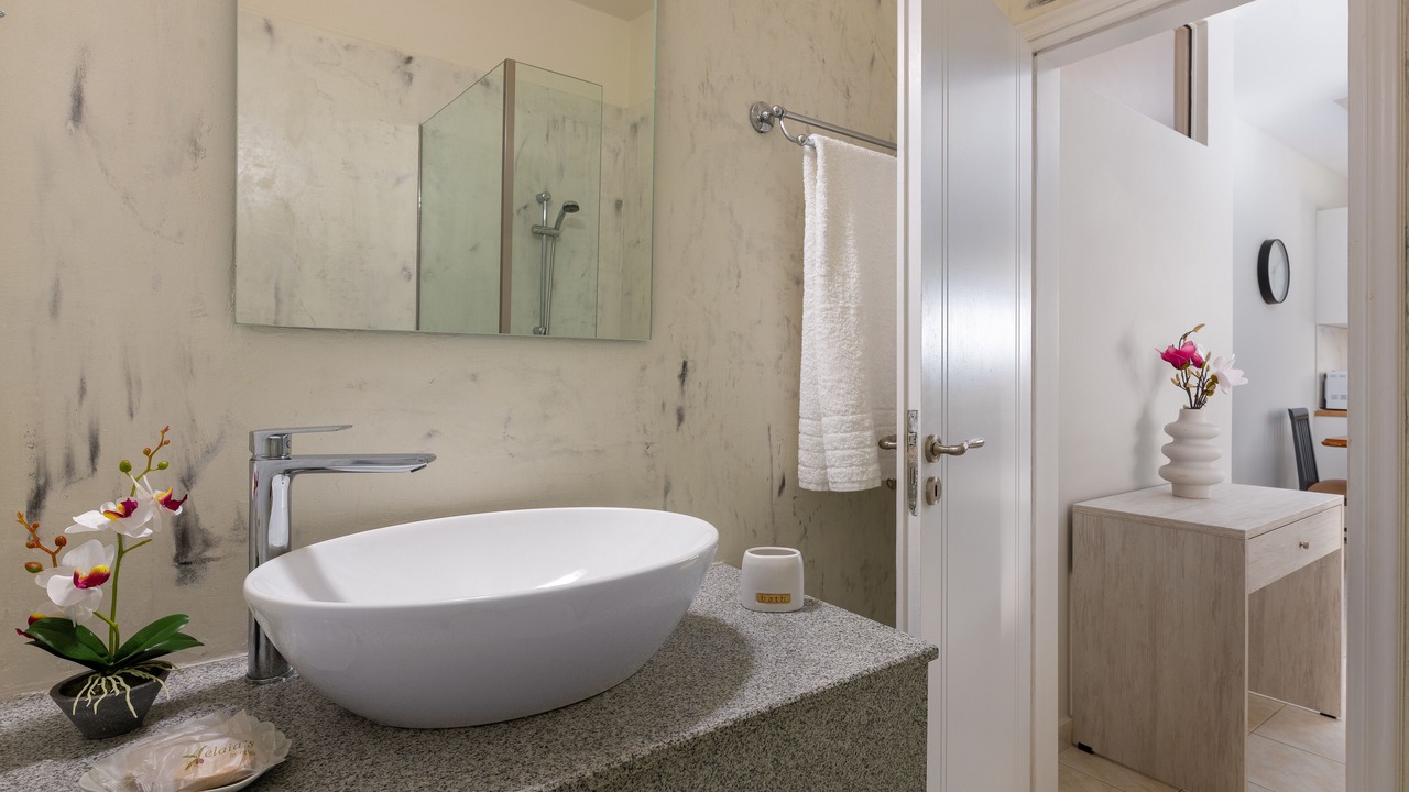 Photo of Bathroom in Kremasti