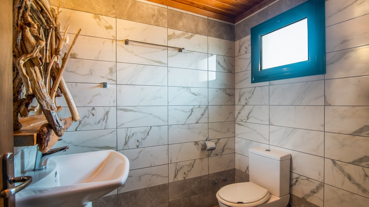 Photo of Bathroom in Arillas