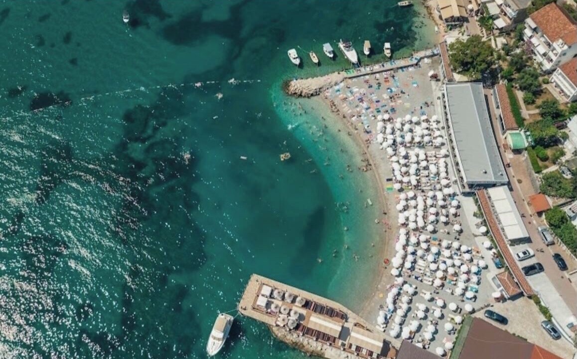 Photo of Others in Topla