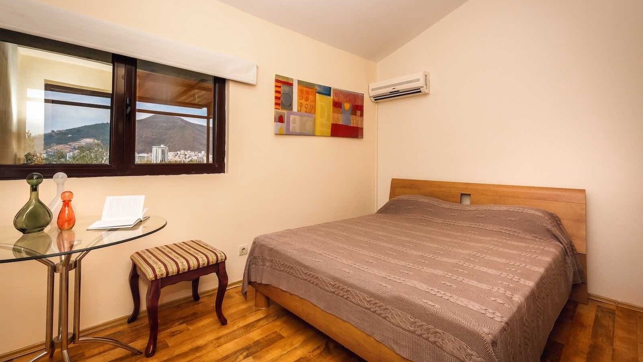 Photo of Bedroom in Budva