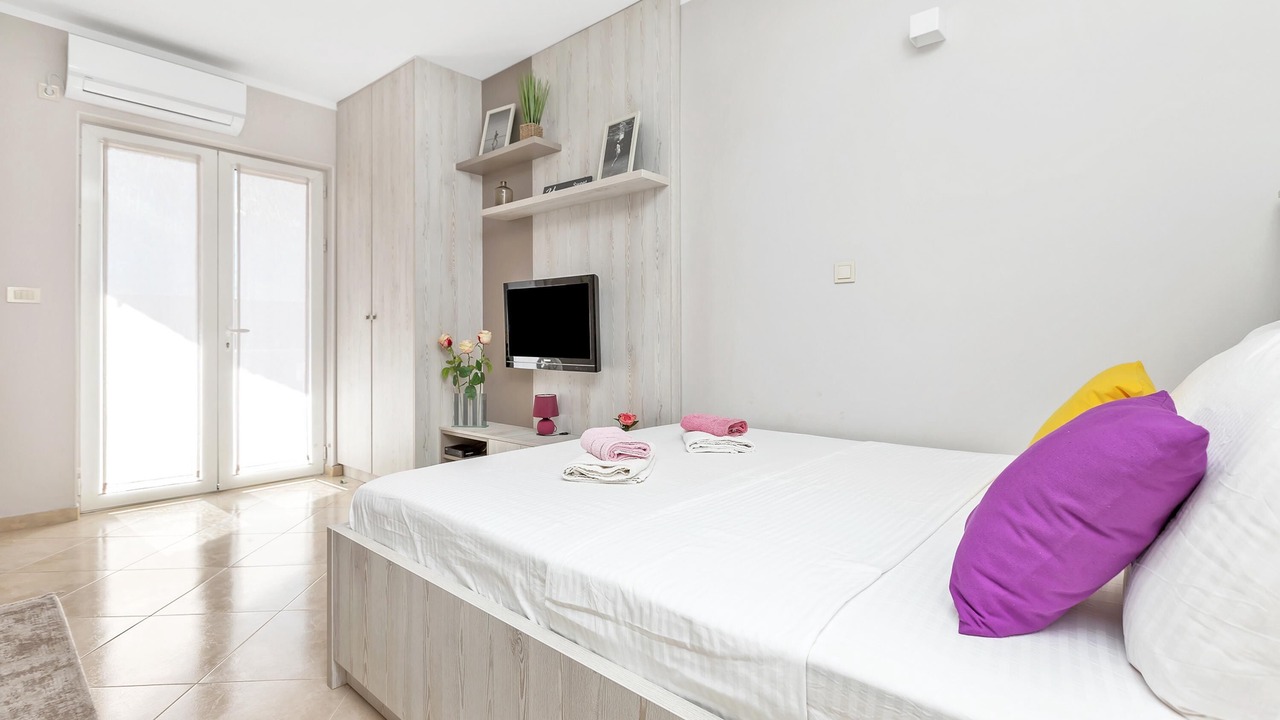 Photo of Bedroom in Kotor