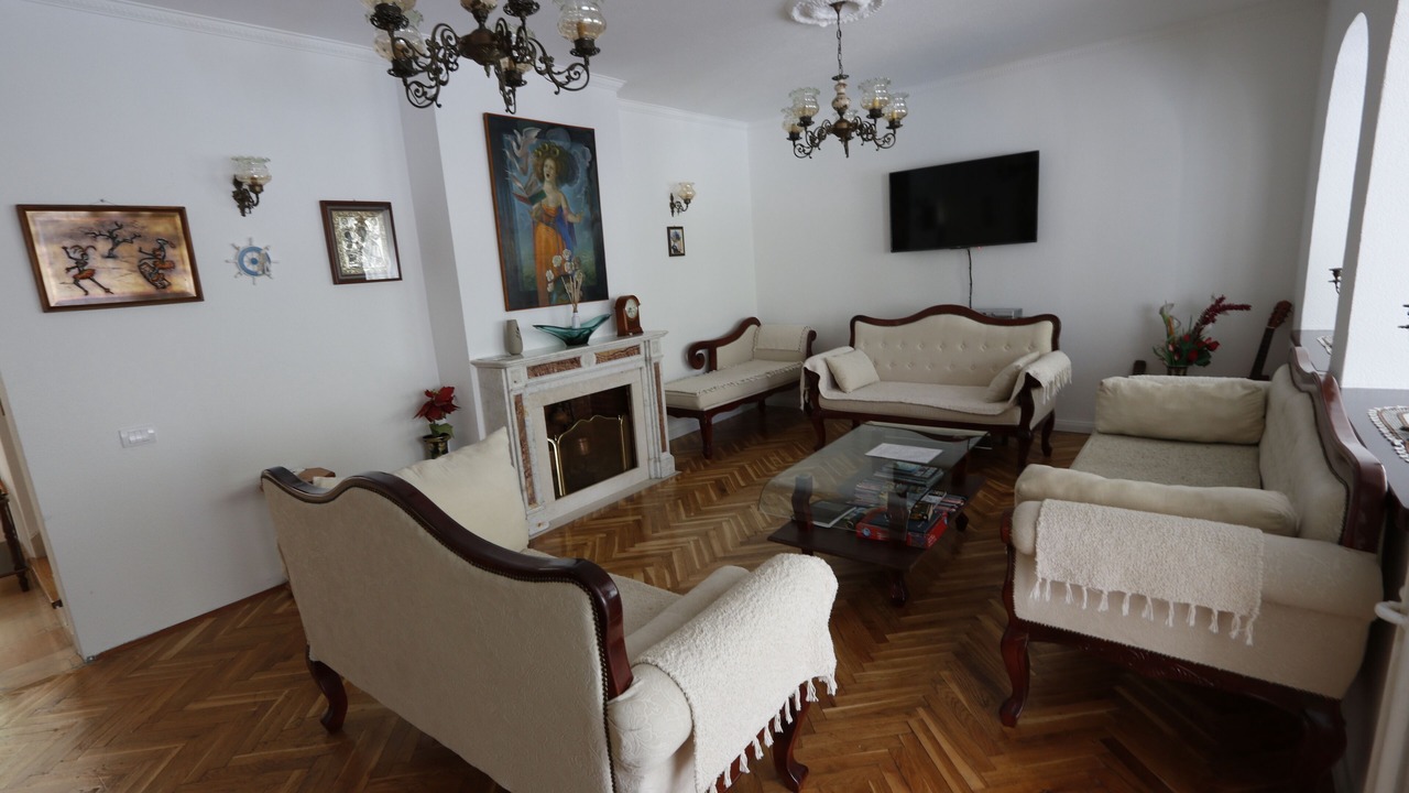 Photo of Livingroom in Kotor