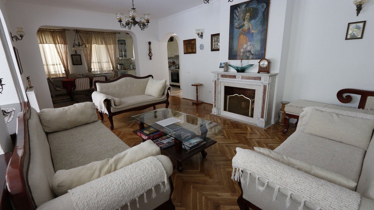 Photo of Livingroom in Kotor