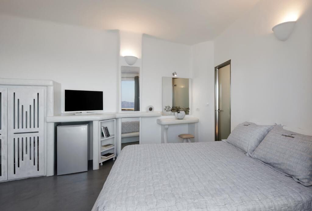 Photo of Bedroom in Santorini