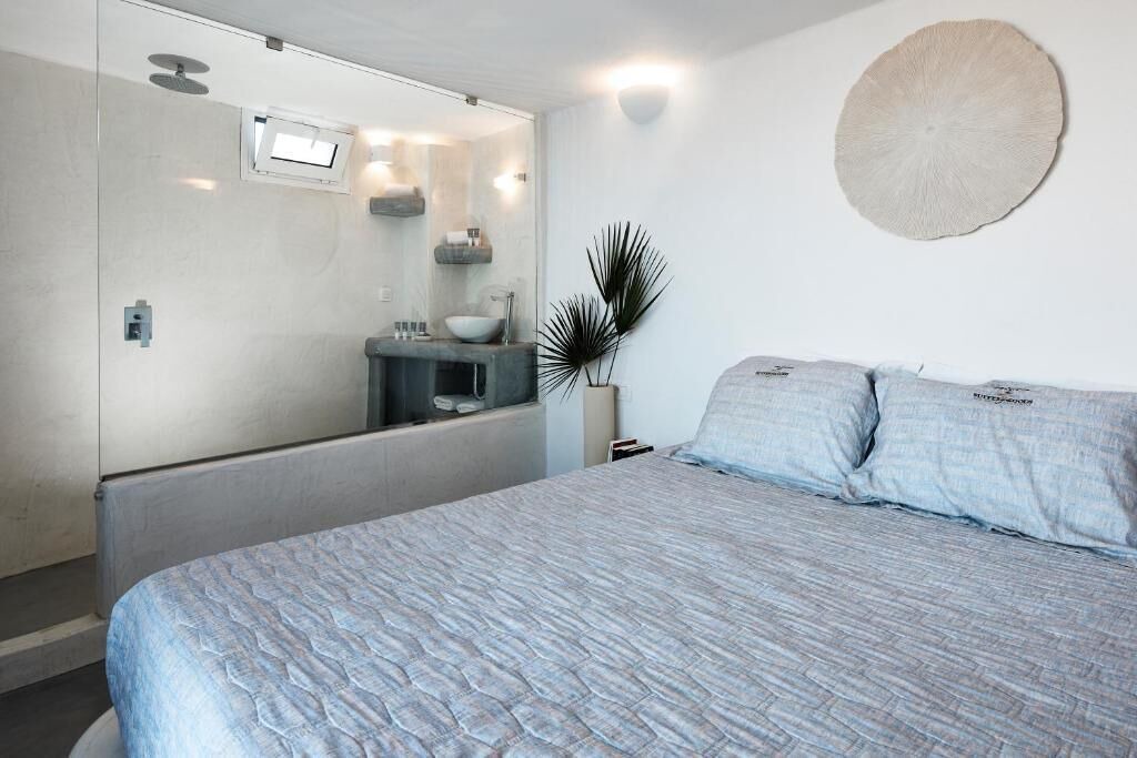 Photo of Bedroom in Santorini