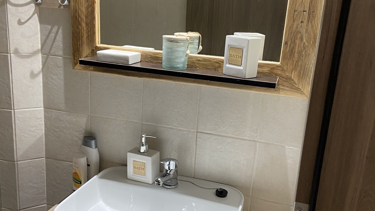 Photo of Bathroom in Rhodes Town