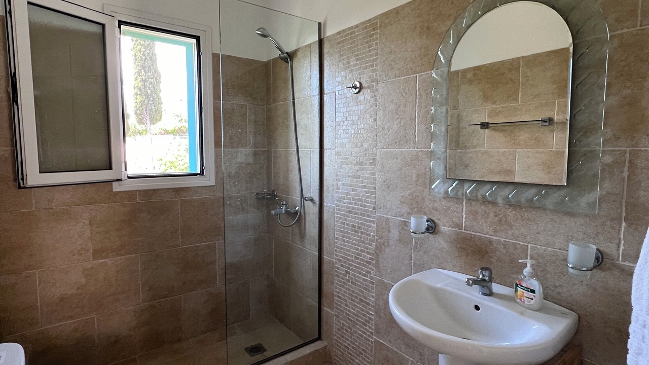 Photo of Bathroom in Kaligata
