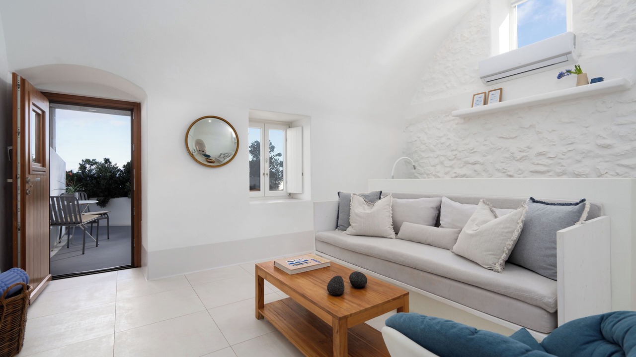 Photo of Livingroom in Oia