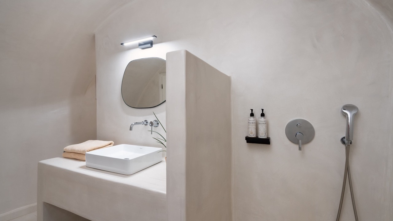 Photo of Bathroom in Oia