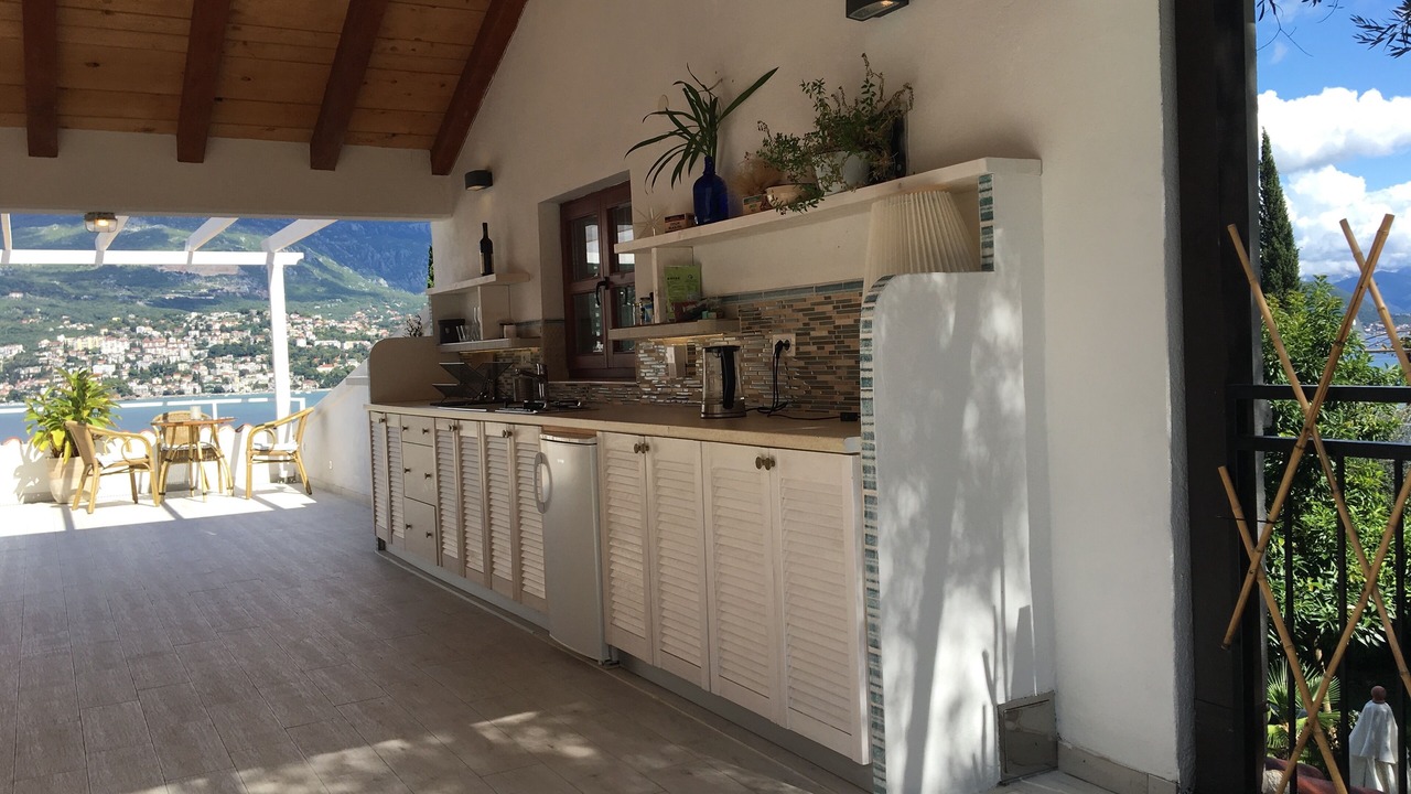 Photo of Kitchen in Igalo