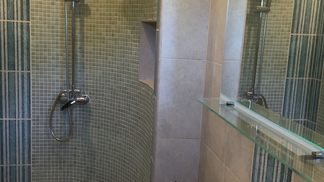 Photo of Bathroom in Igalo