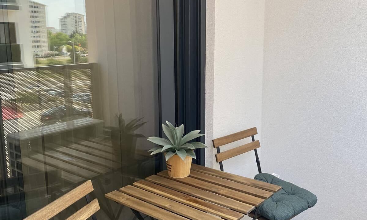 Photo of Patio Balcony in Bar
