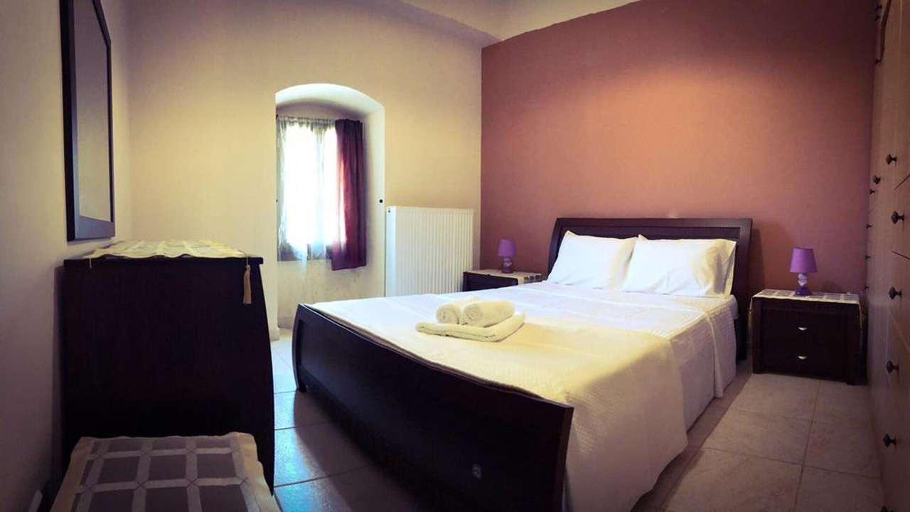 Photo of Bedroom in Kardhakata