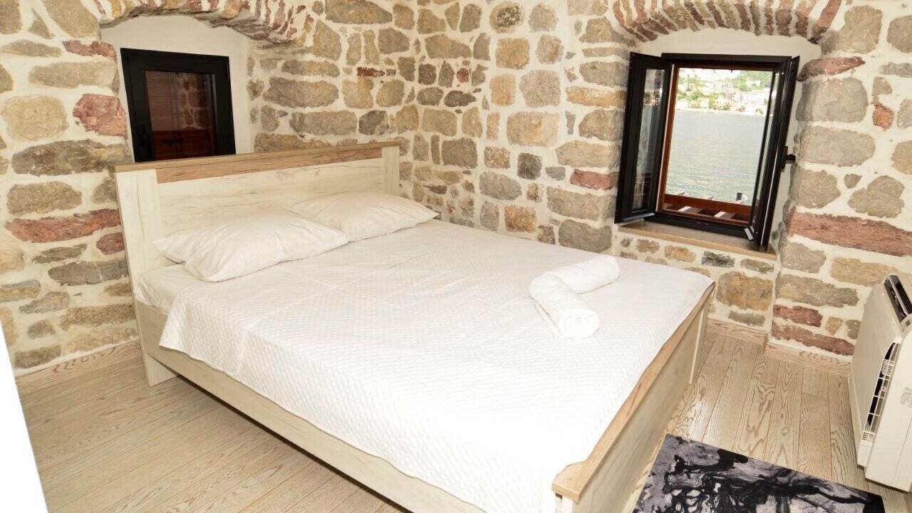 Photo of Bedroom in Kotor