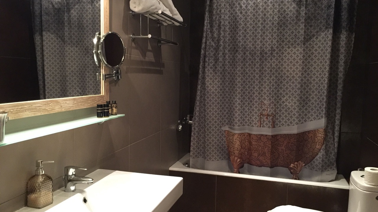 Photo of Bathroom in Vathy