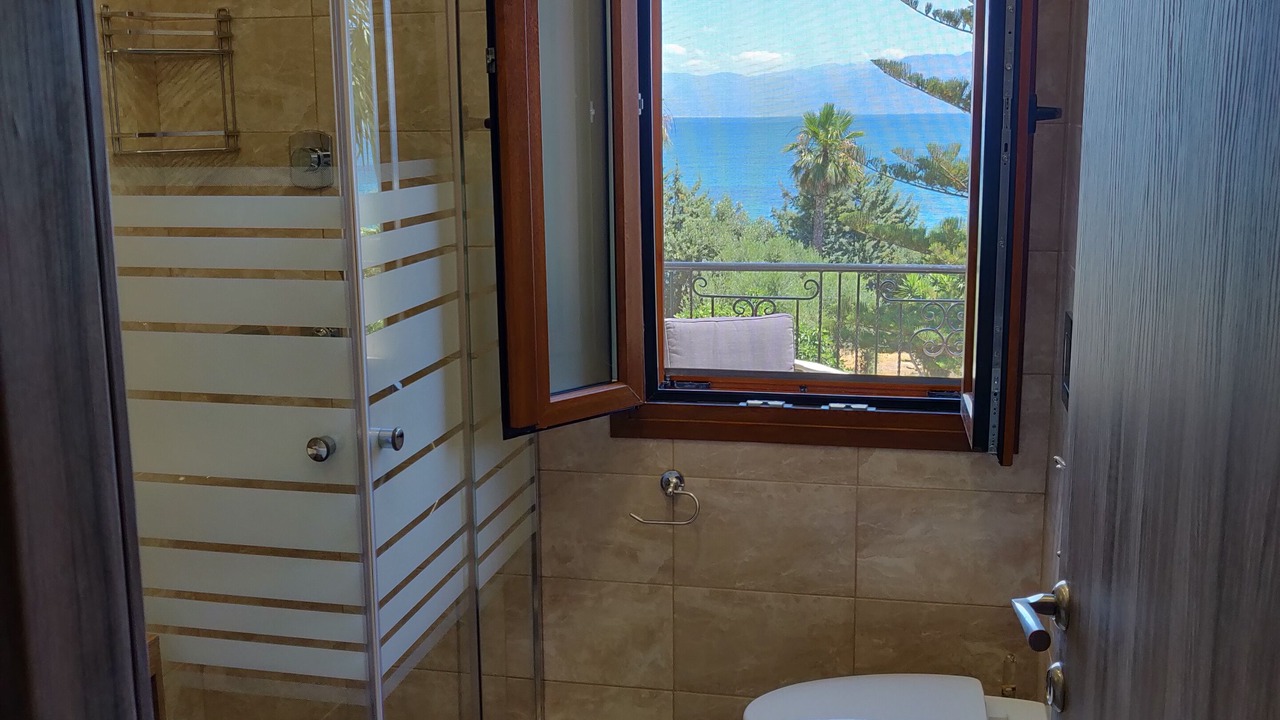 Photo of Bathroom in Pylos-Nestoras
