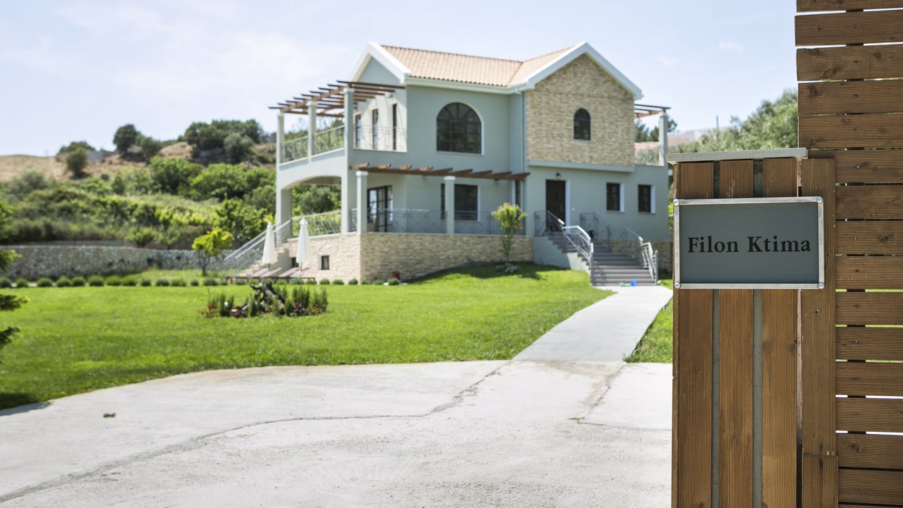 Photo of Outdoor in Karavados