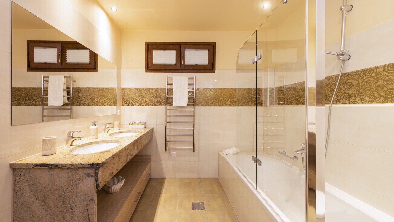 Photo of Bathroom in Nidri