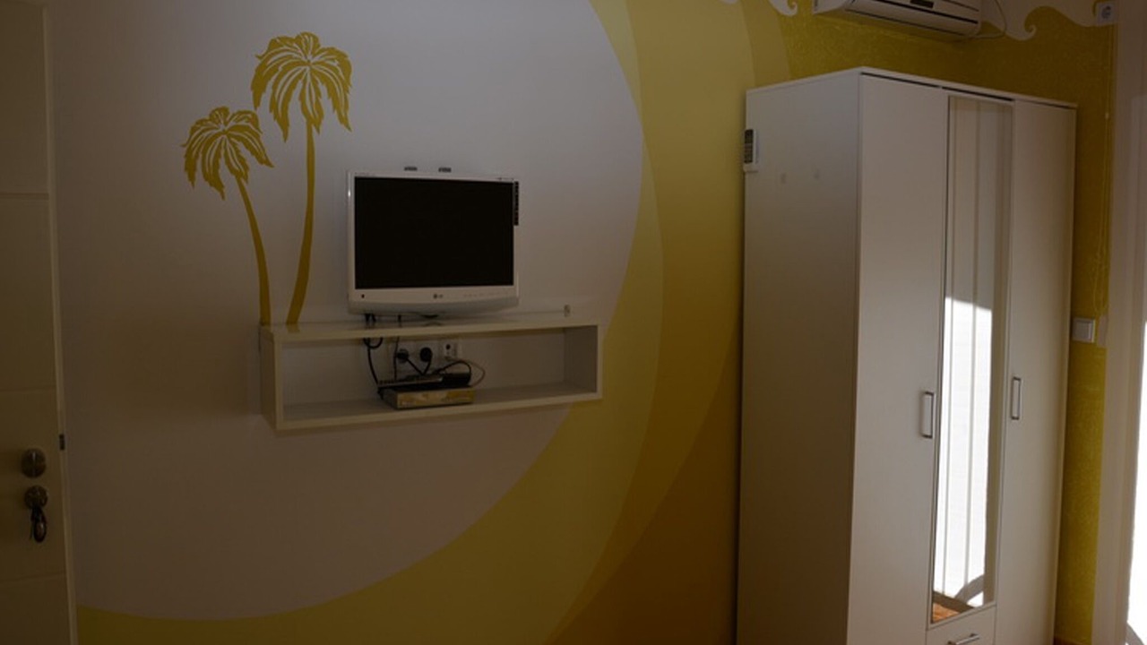 Photo of Bedroom in Igalo