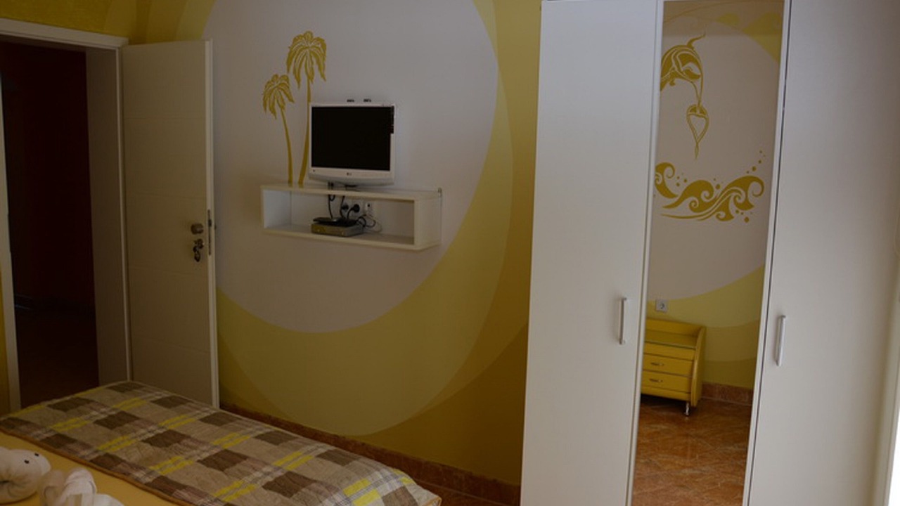 Photo of Bedroom in Igalo