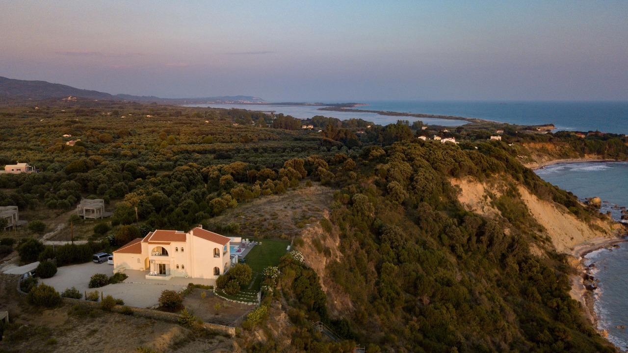 Photo of Outdoor in Chalikounas