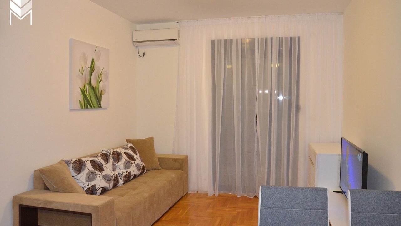 Photo of Livingroom in Podmaine