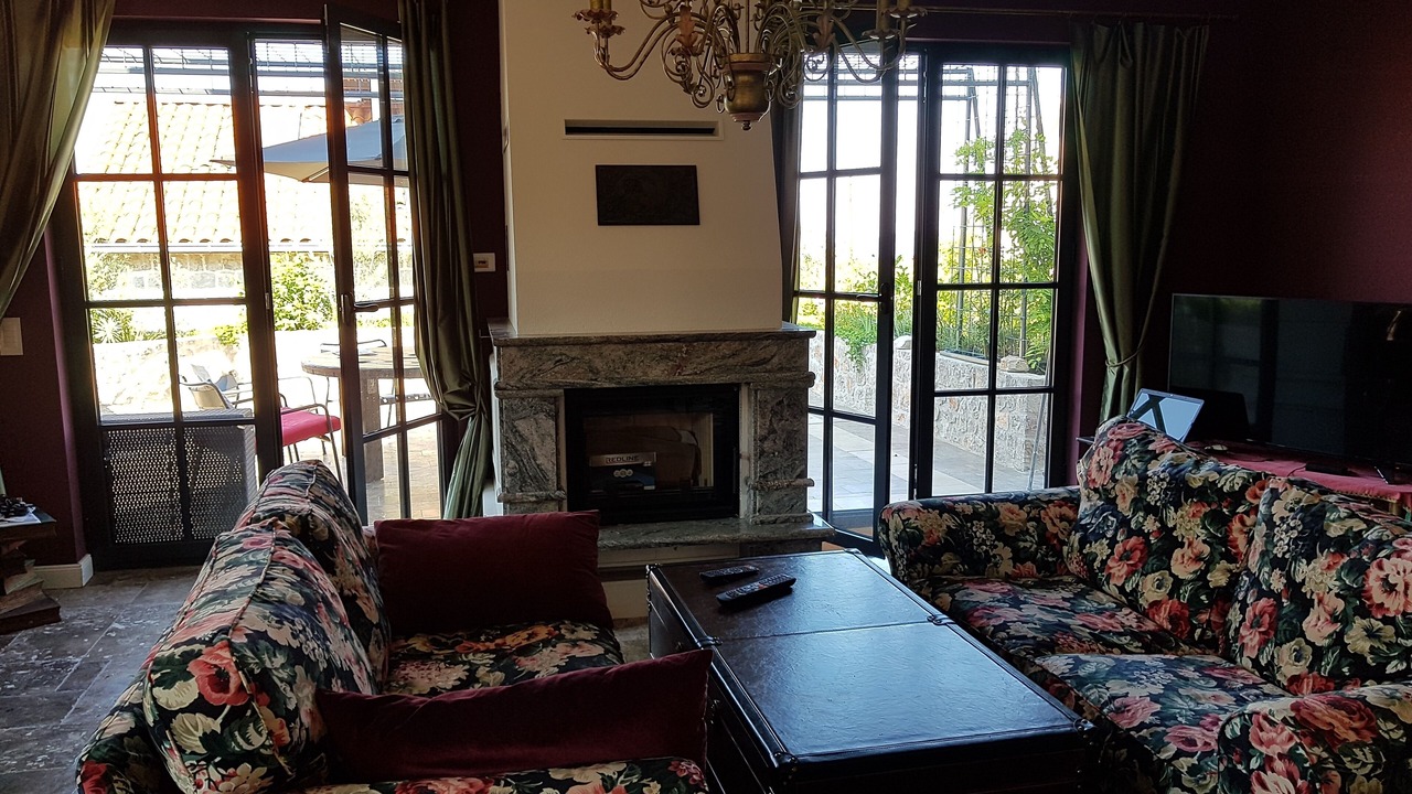 Photo of Livingroom in Lustica