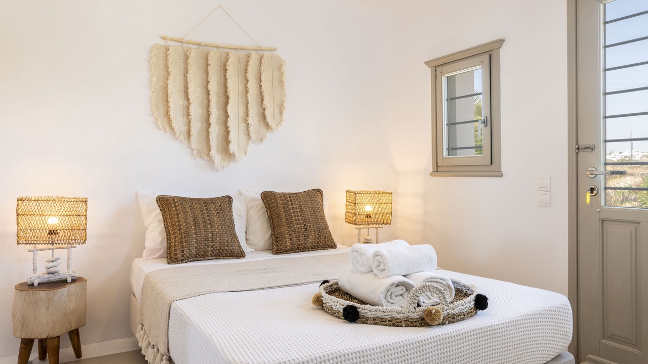 Photo of Bedroom in Platis Gialos