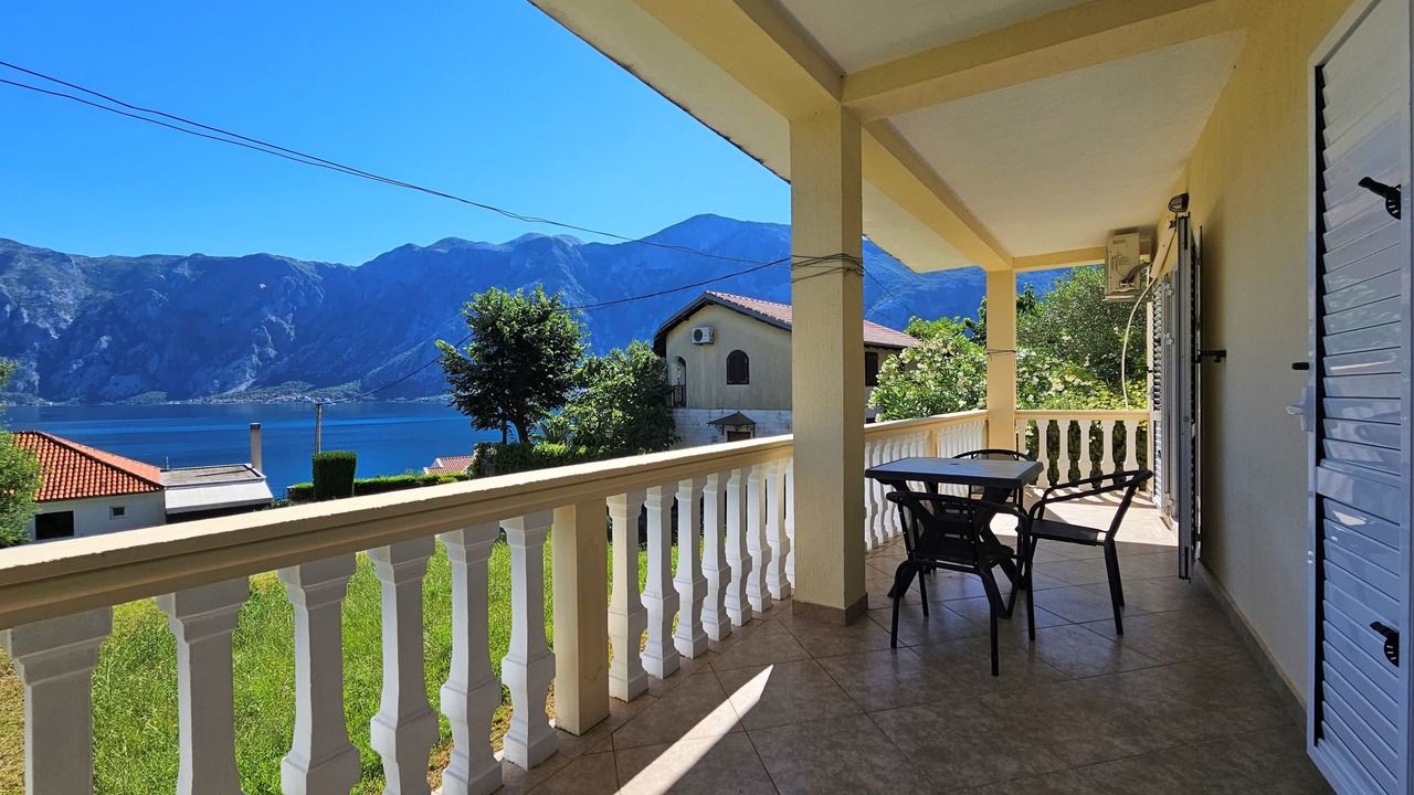 Photo of Patio Balcony in Prcanj
