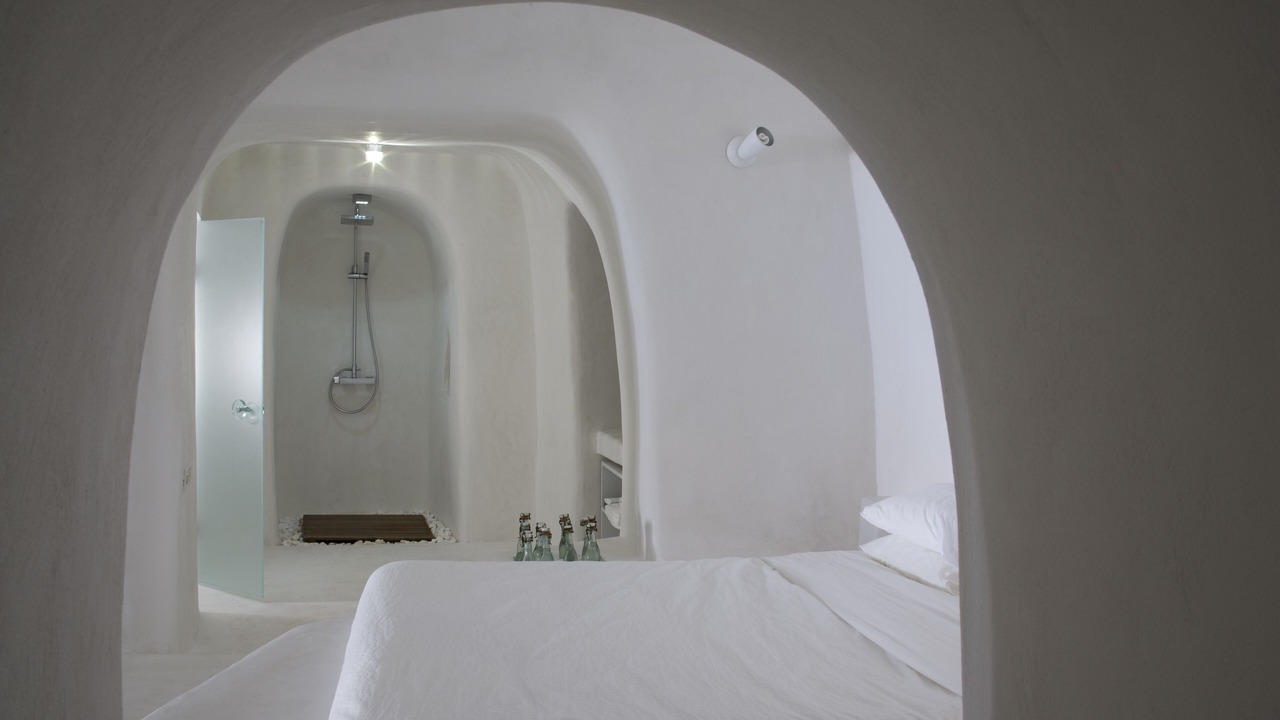 Photo of Bedroom in Oia