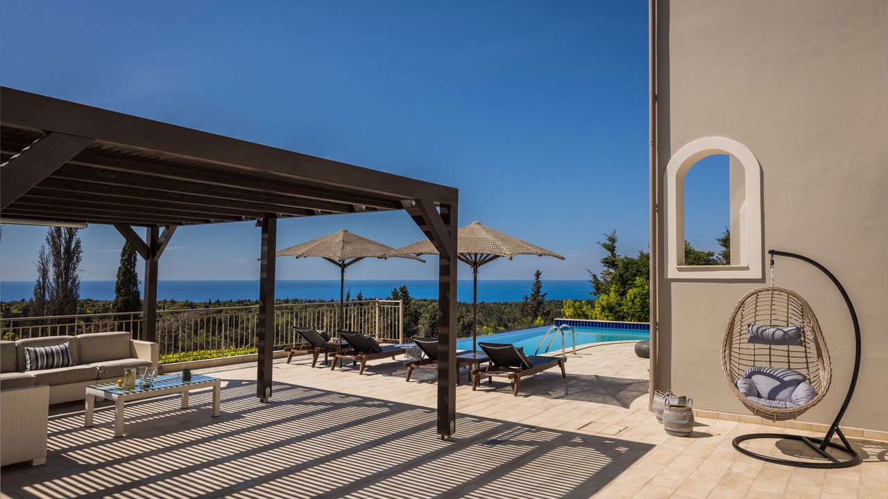 Photo of Patio Balcony in Antipata