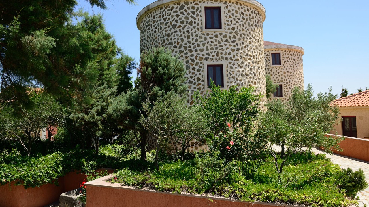 Photo of Outdoor in Varos
