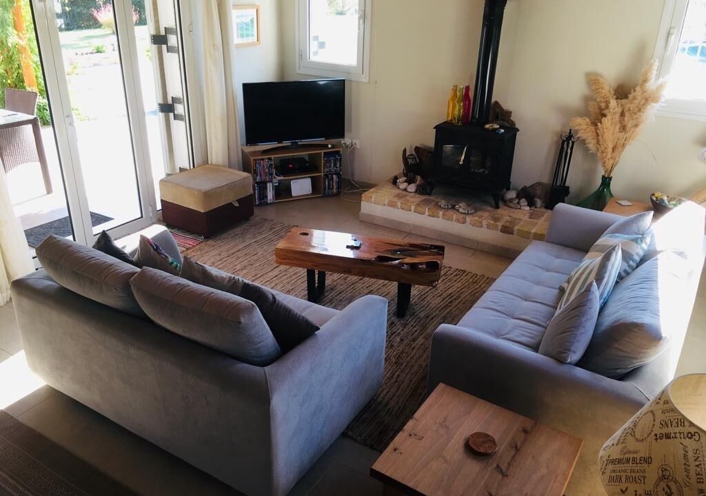 Photo of Livingroom in Ano Korakiana