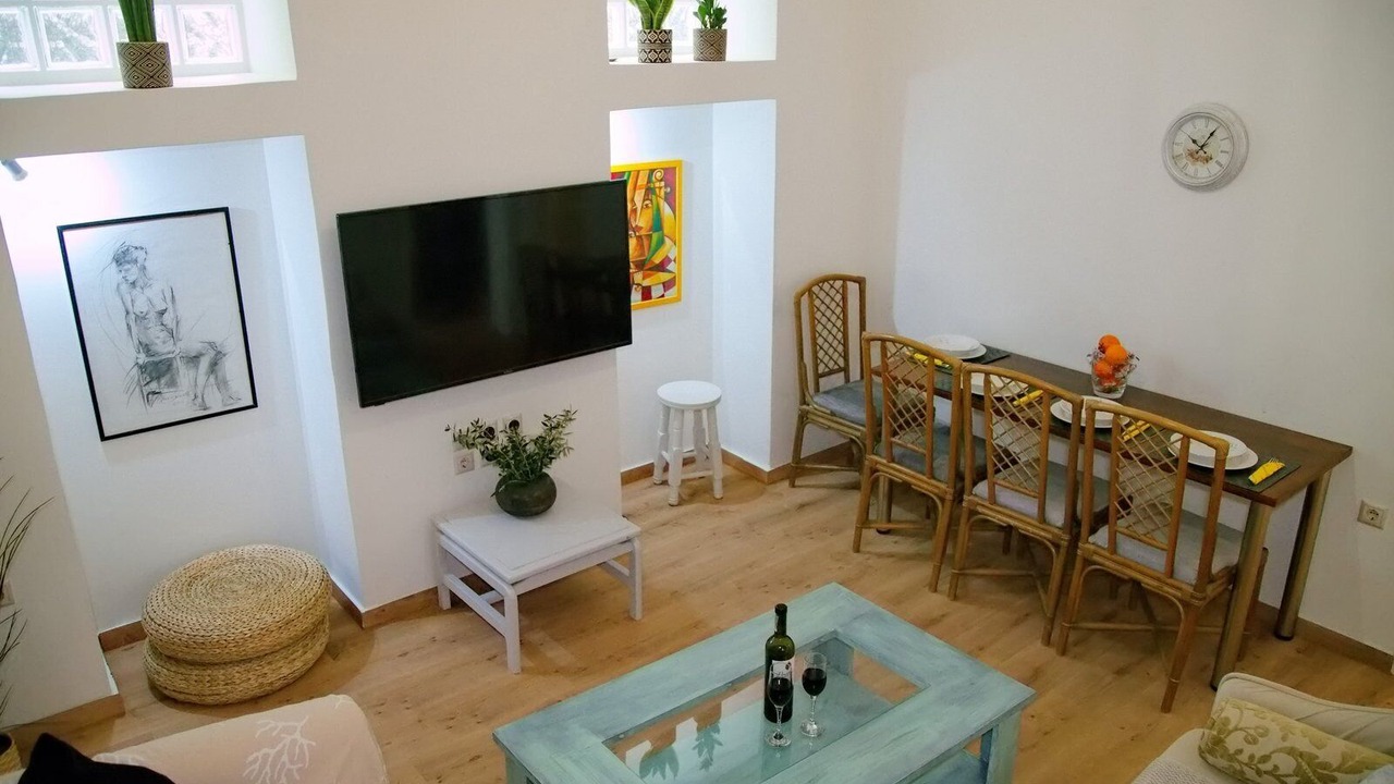 Photo of Livingroom in Athens