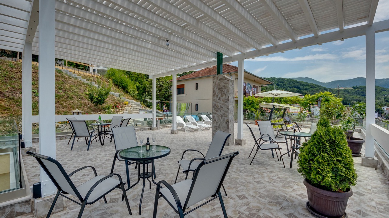Photo of Outdoor in Meljine