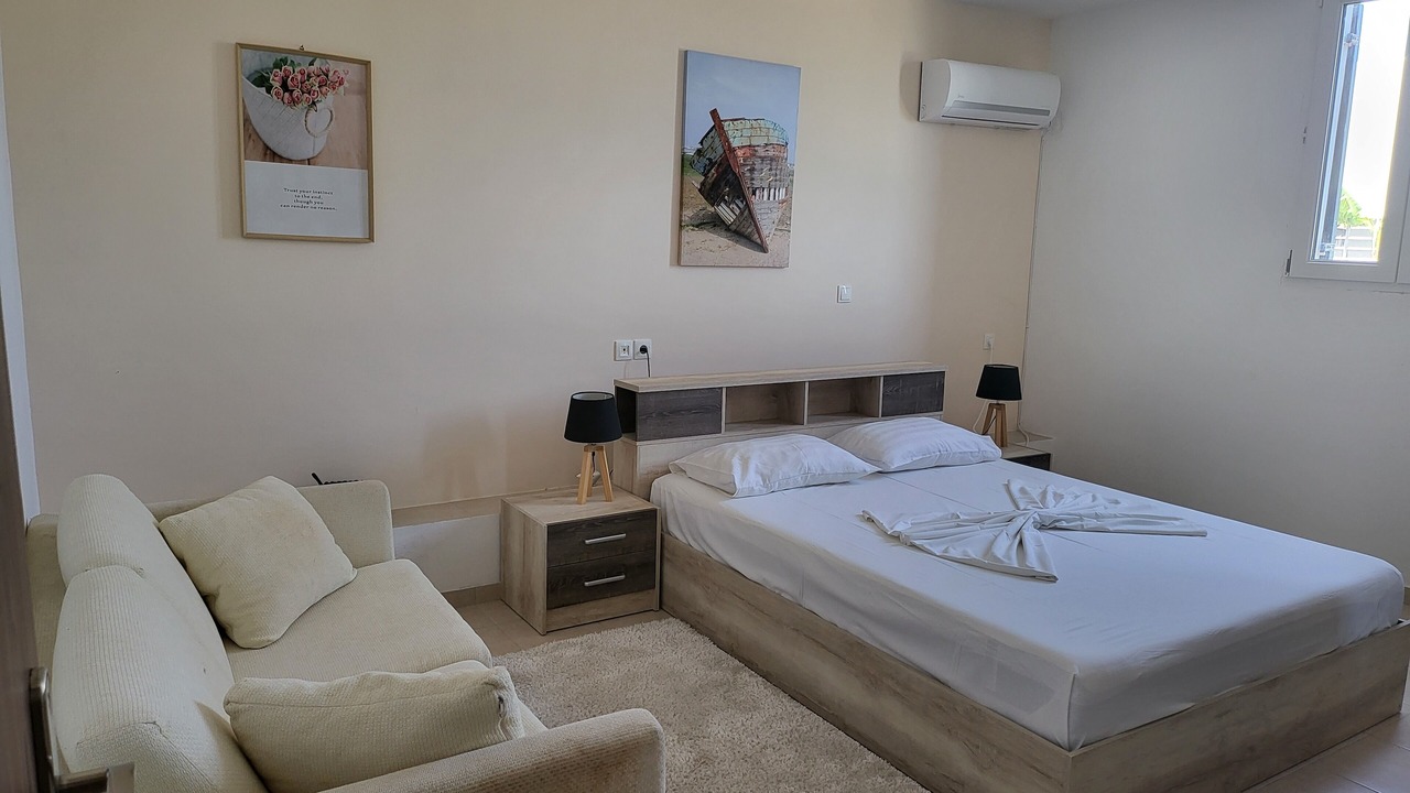 Photo of Bedroom in Lahania