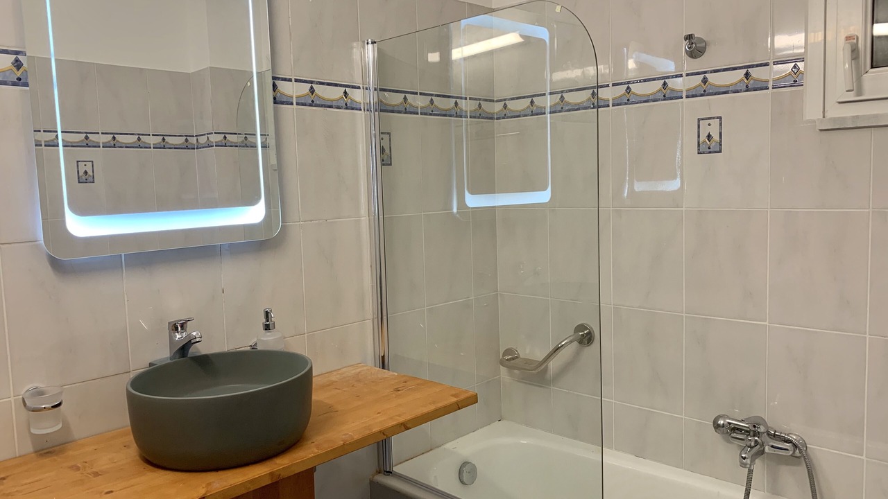 Photo of Bathroom in Lahania