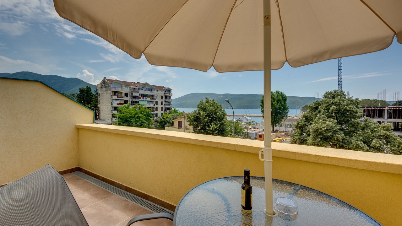 Photo of Outdoor in Meljine