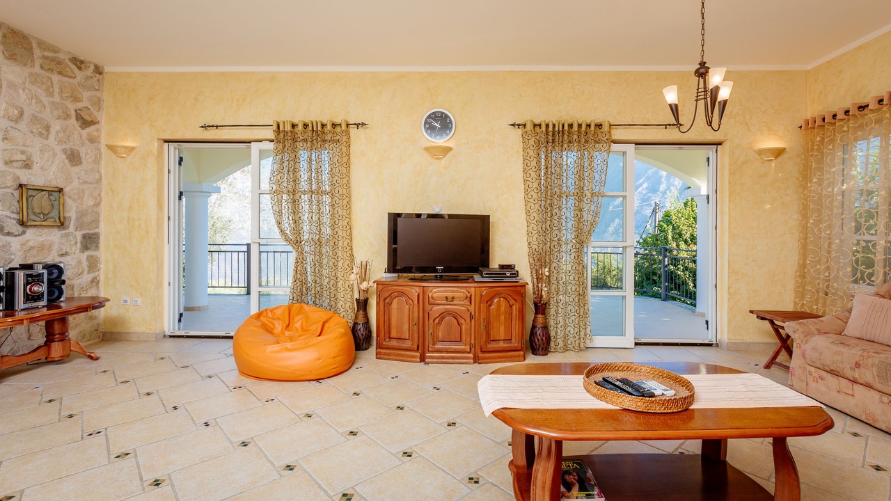 Photo of Livingroom in Prcanj