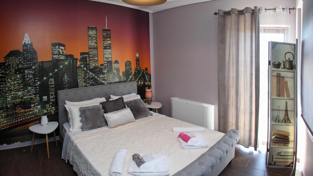 Photo of Bedroom in Midea