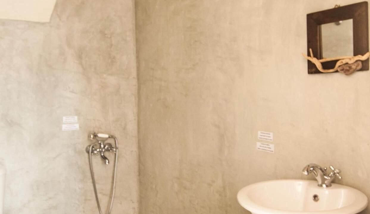 Photo of Bathroom in Kea