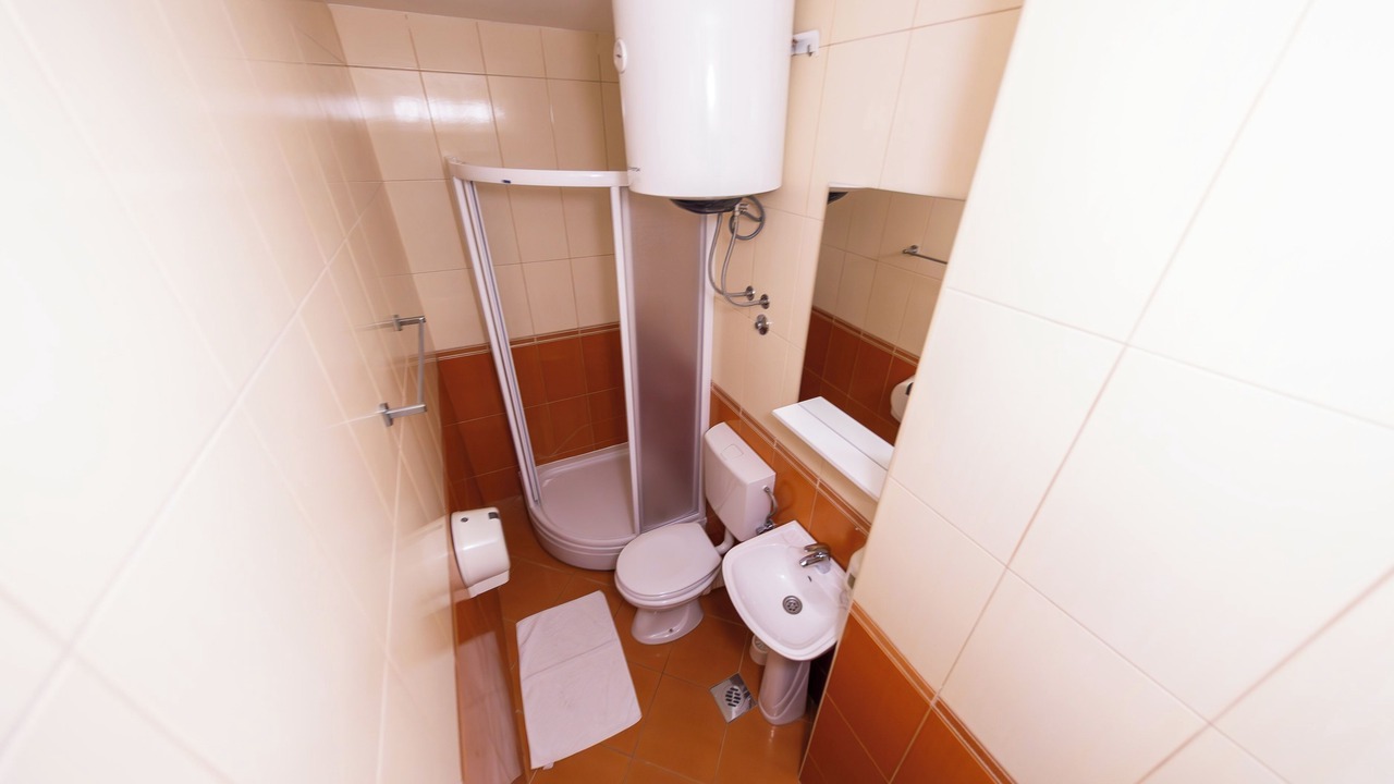 Photo of Bathroom in Maini