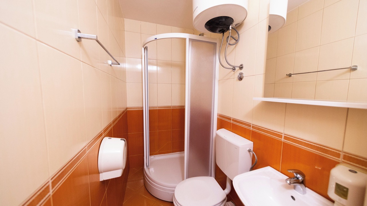 Photo of Bathroom in Maini