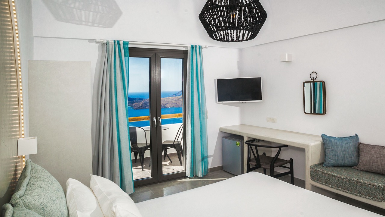 Photo of Bedroom in Fira