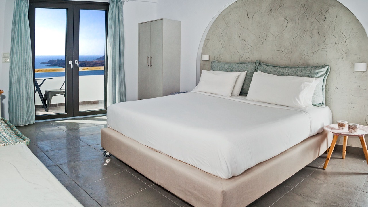 Photo of Bedroom in Fira