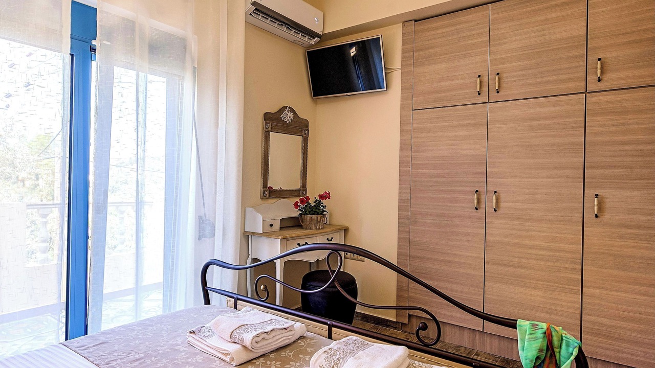 Photo of Bedroom in Lindos