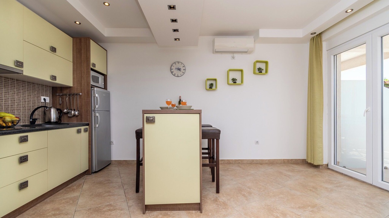 Photo of Kitchen in Sutomore