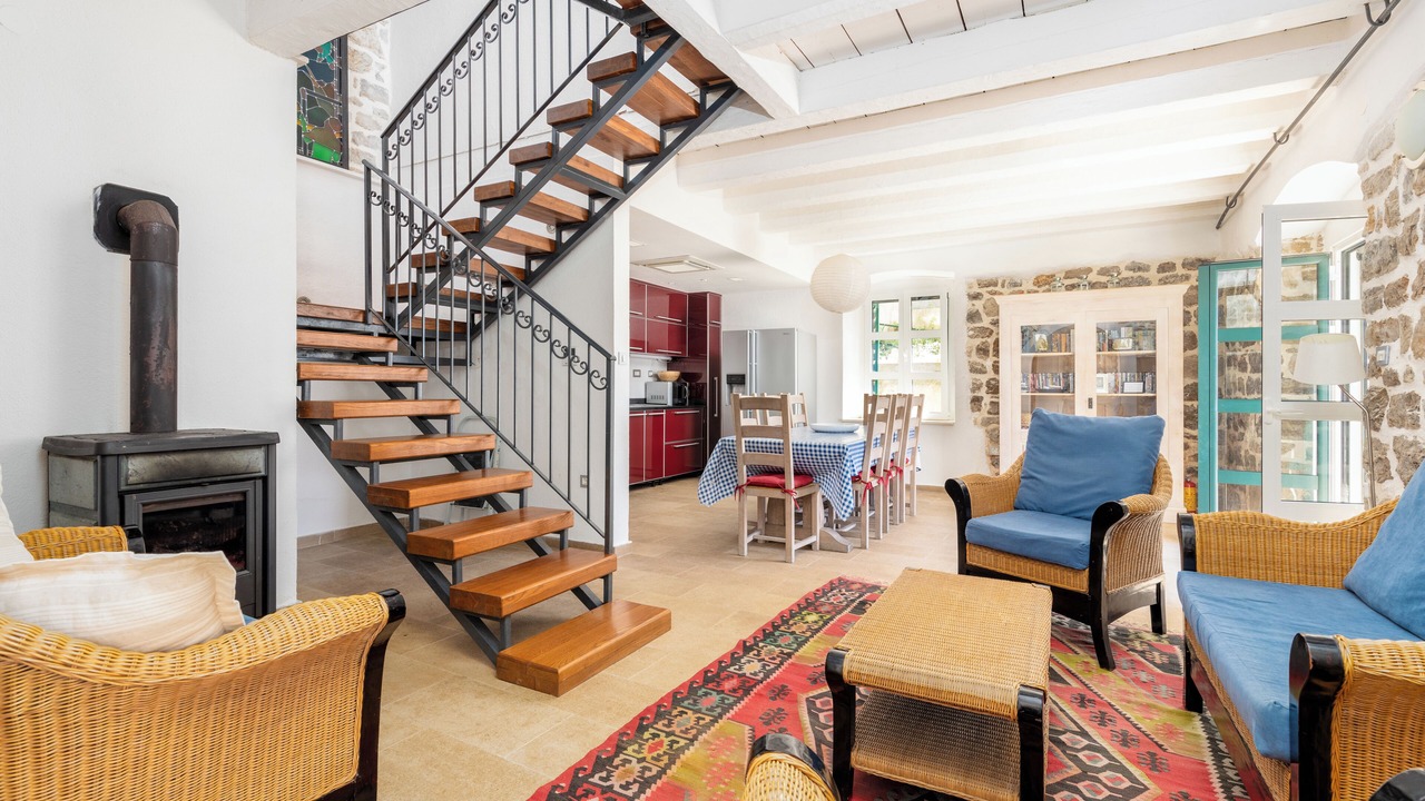 Photo of Livingroom in Rose